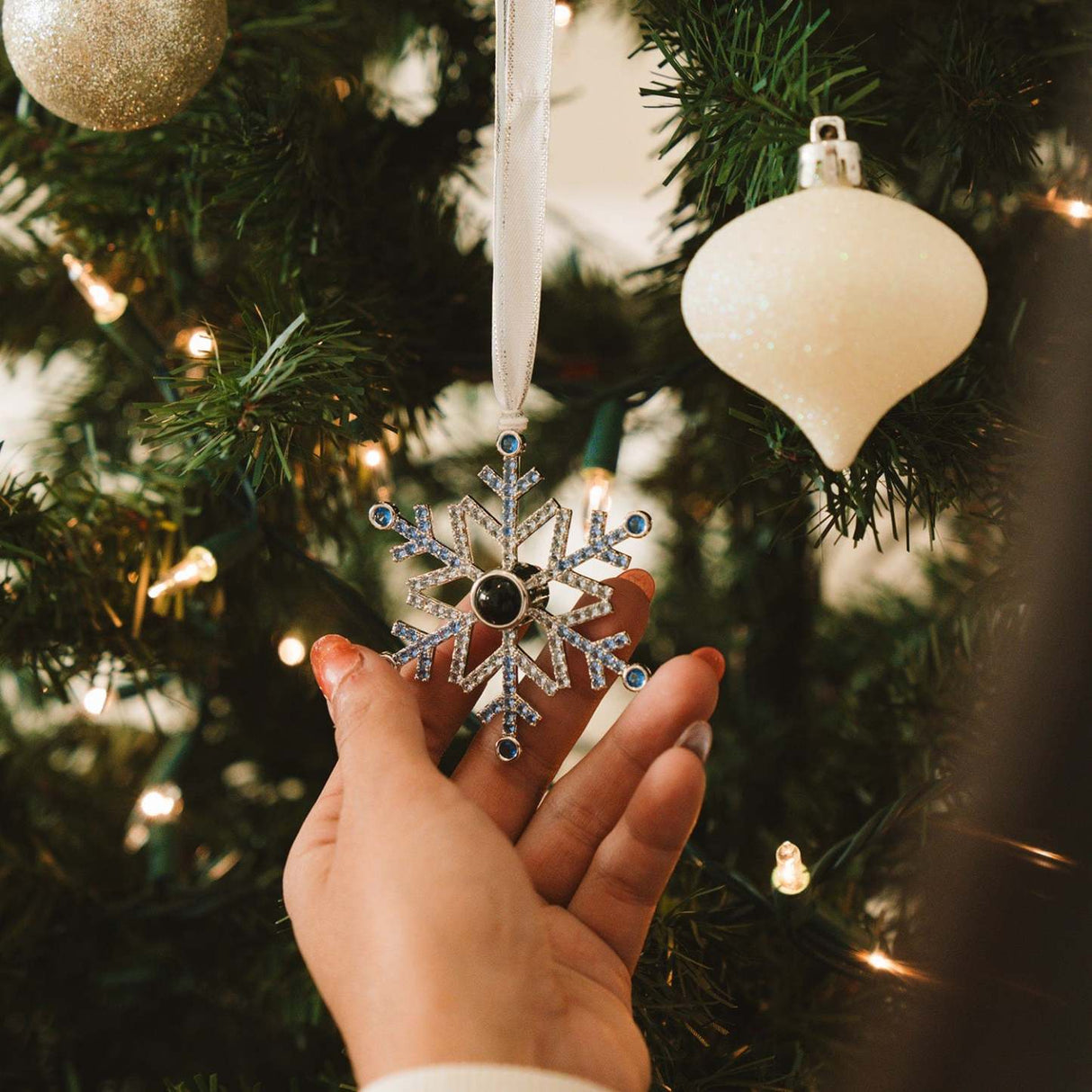 Custom Snowflake Picture Ornament Christmas Gifts